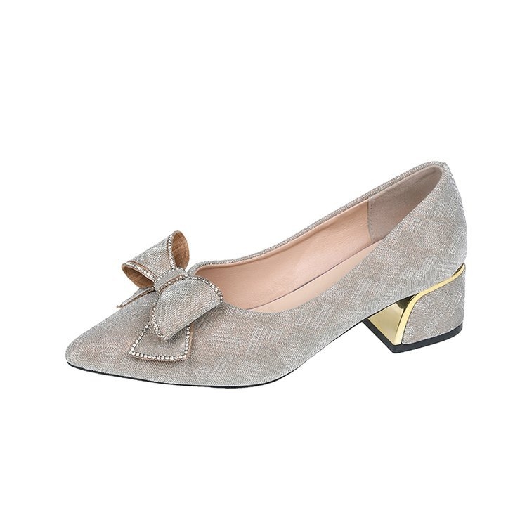 Nové jarné a jesenné topánky na vysokom podpätku s hrubým podpätkom z roku 2023, topánky na plochom podpätku so špicatou špičkou pre ženy, ploché topánky so stredným podpätkom, módne a všestranné