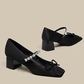 Αυτό το ζευγάρι παπούτσια είναι τόσο όμορφα, είναι ψηλότερα και πιο λεπτά! Μακριά πόδια στο πόδι! Μαύρο βερίκοκο Ενήλικας σε απόθεμα Καμβάς Ανδρικό