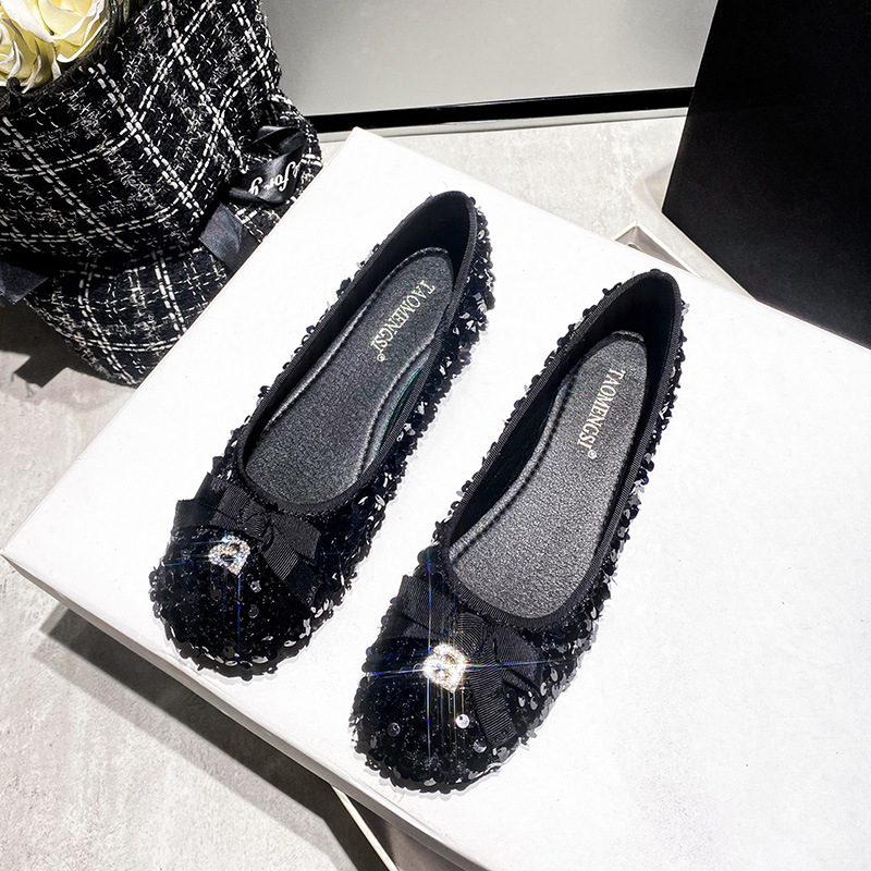 833 Huidong Yixinda Plitke usnice s blistavim perlicama i mašnom, elegantne male ravne cipele s debelim potplatom za žene, zima