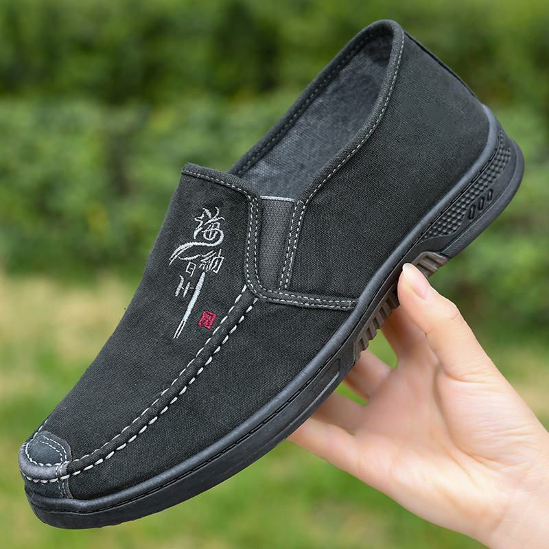 Meeste suvised hingavad lõuendikingad Meeste laisad kingad Denim vabaajajalatsid Libisemisvastased vanad Pekingi riidest kingad Meeste üheinimesevoodid