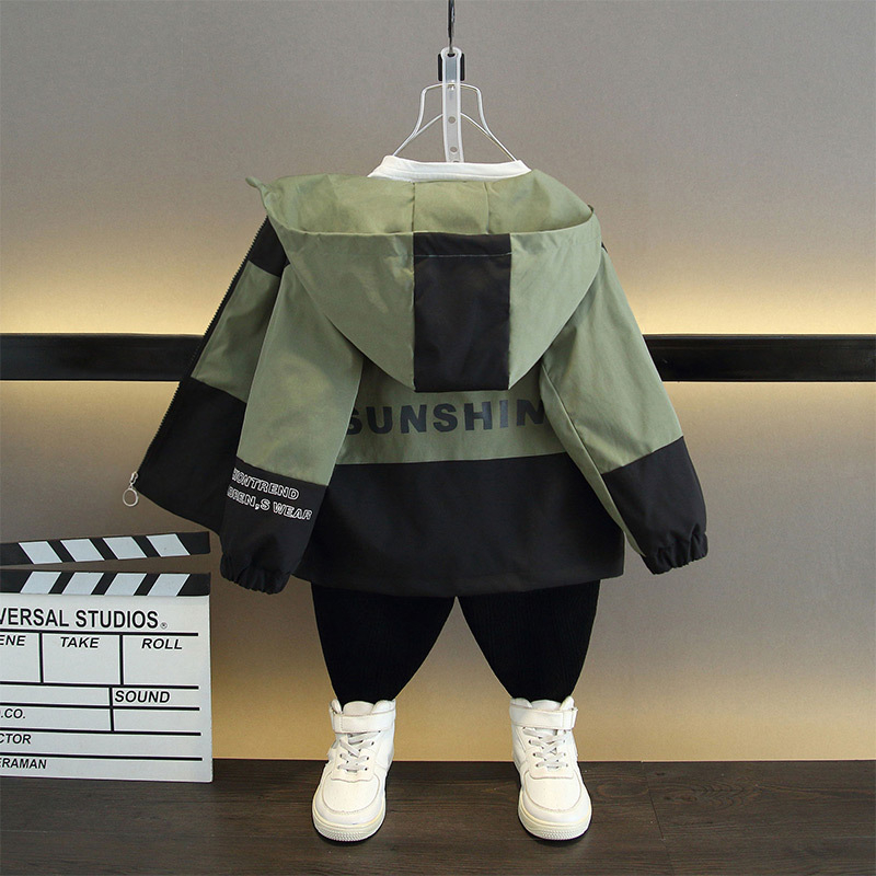 Laste sügisene uus Korea stiilis kapuutsiga jope Rush riided suurtele lastele beebikirjaga päikesejope trendikas