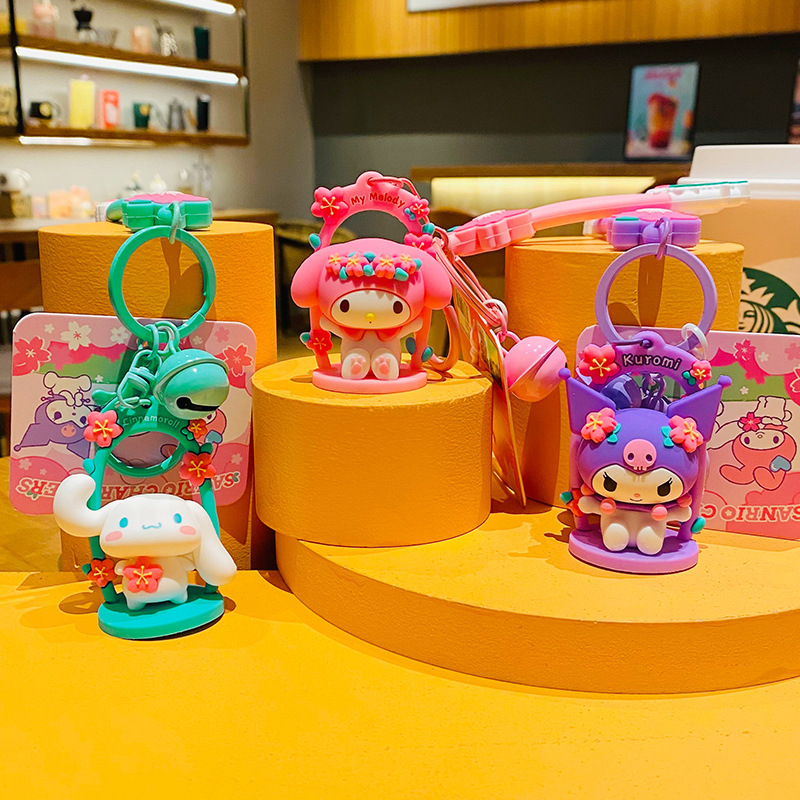 „Creative Sanrio Swing Cartoon“ išskirtinio automobilio raktų pakabuko moteriškų knygų krepšio pakabukas porai mažų dovanų didmeninė prekyba