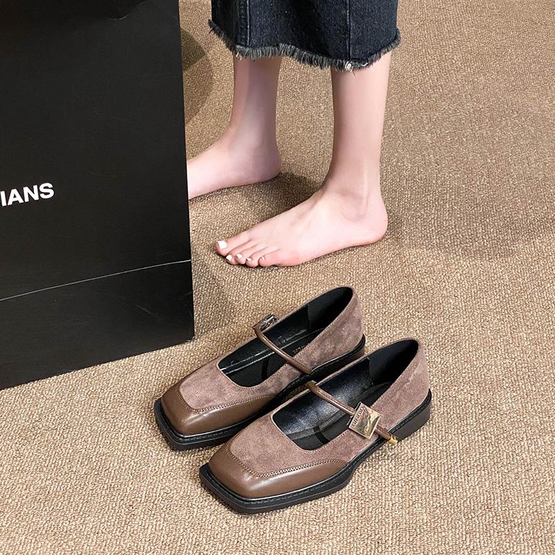 Nové čínske štýlové ploché jednovrstvové topánky s hranatou špičkou, dámske jesenné, univerzálne, francúzske čierne Mary Jane malé kožené topánky, plus veľkosť, dámske topánky 41 až 43