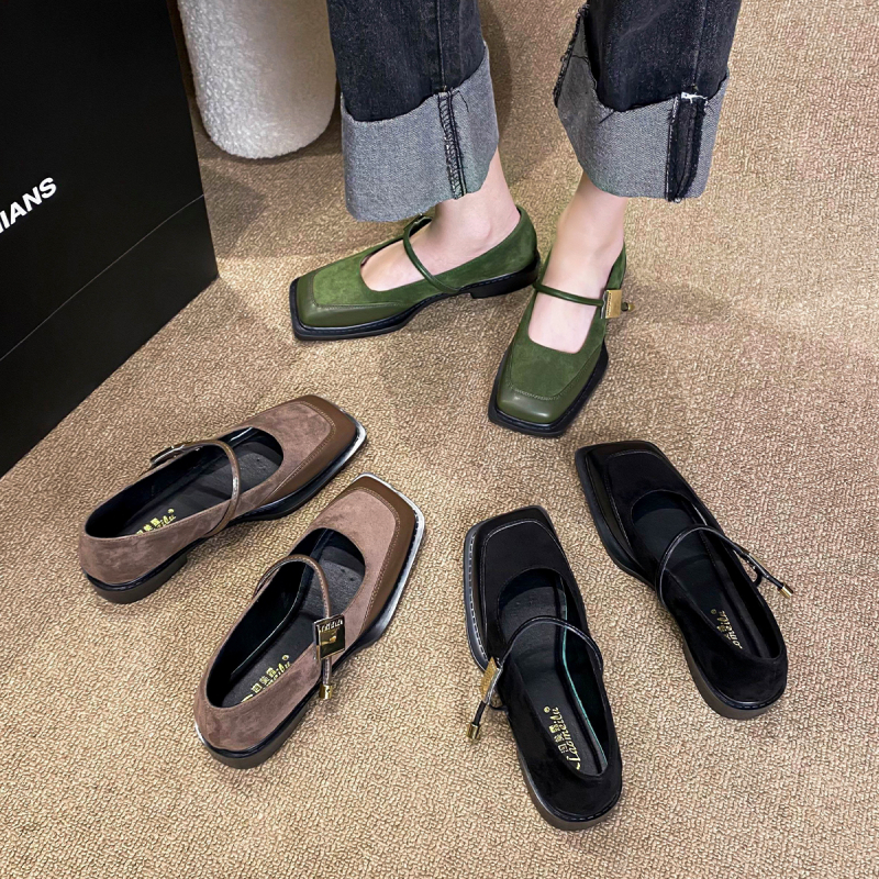 Nové čínske štýlové ploché jednovrstvové topánky s hranatou špičkou, dámske jesenné, univerzálne, francúzske čierne Mary Jane malé kožené topánky, plus veľkosť, dámske topánky 41 až 43