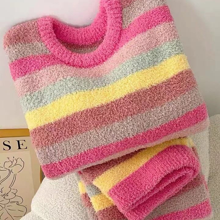 Ženska pidžama od pola baršuna, jesensko-zimska, mekana, dugih rukava, s dugim prugama, komplet kućne odjeće s dugim prugama, plus zadebljani baršun, novi stil 2024.