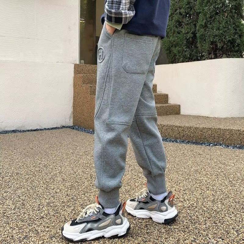 Dječja odjeća Dječje jesenske hlače Proljeće i jesen 2023. Nove sportske hlače Jesenske Zhongda dječje hlače Ležerne i moderne