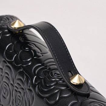 Moteriškas krepšys per petį 2024 m. Naujas natūralios odos pirmojo sluoksnio karvės odos aukštos kokybės madingas krepšys, lengviausiai derantis prie karvės odos pečių krepšio