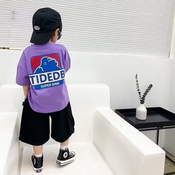 Μπλούζα με κοντό μανίκι για αγόρια 2025 Μοντέρνα παιδικά ρούχα Κομψό καλοκαιρινό φαρδύ παιδικό τοπ για αγόρια
