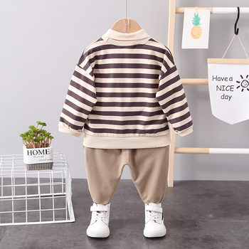 Άνοιξη 2022 νέο ανδρικό casual παντελόνι με μακριά μανίκια και ριγέ πέτο για αγόρια, σετ δύο τεμαχίων από μια γενιά μαλλιών