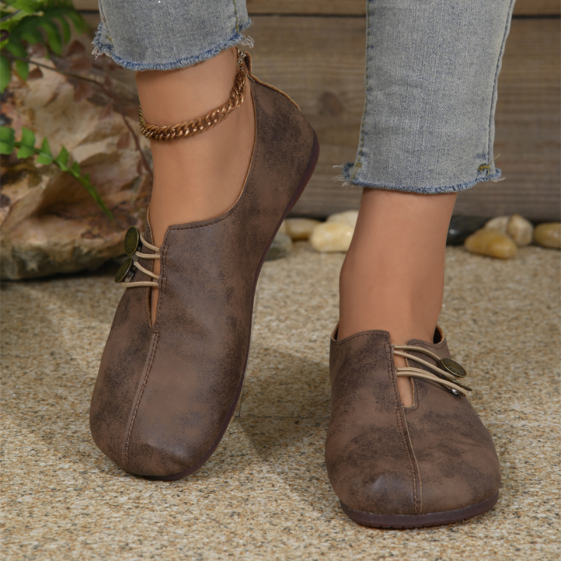 Slip-on jednostavne ženske cipele većih veličina, jednoslojne cipele za vanjsku trgovinu, ženske plitke ravne cipele, nova moda 2025., proljeće, mekana koža, ležerne