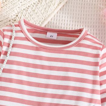 Διασυνοριακό αποκλειστικό παιδικό φόρεμα με ροζ ριγέ παλτό, casual, μοντέρνο ροζ, για μικρά και μεσαία παιδιά, σε ροζ χρώμα.