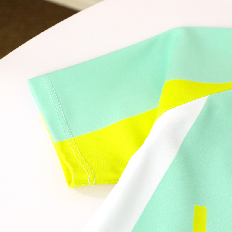 Detské plavky pre mužov, stredné a veľké, rýchloschnúce detské plavky s krátkym rukávom, chlapčenské plážové plavky s horúcimi prameňmi