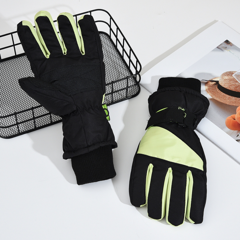 2024. aasta uued laste libisemiskindlad kindad fliisvoodriga paksendatud naiste suusakindad sõrmedega talvised tuulekindlad soojad kindad