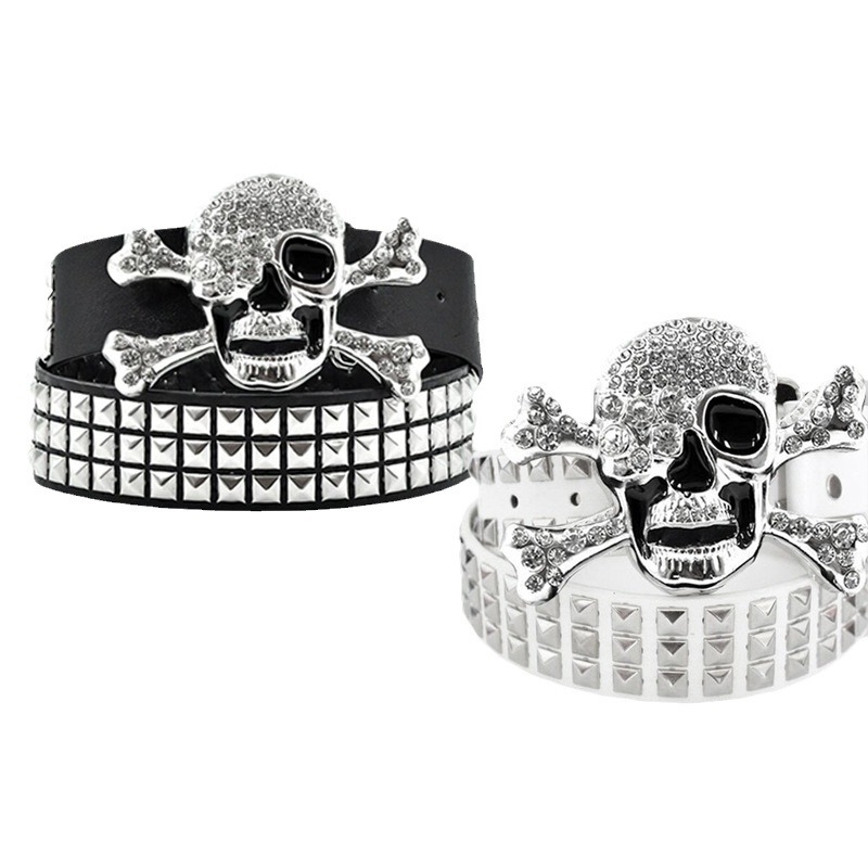 Prekogranični pojas s lubanjama i zakovicama, piramida, europski i američki pojas s četvrtastim perlama u punk stilu