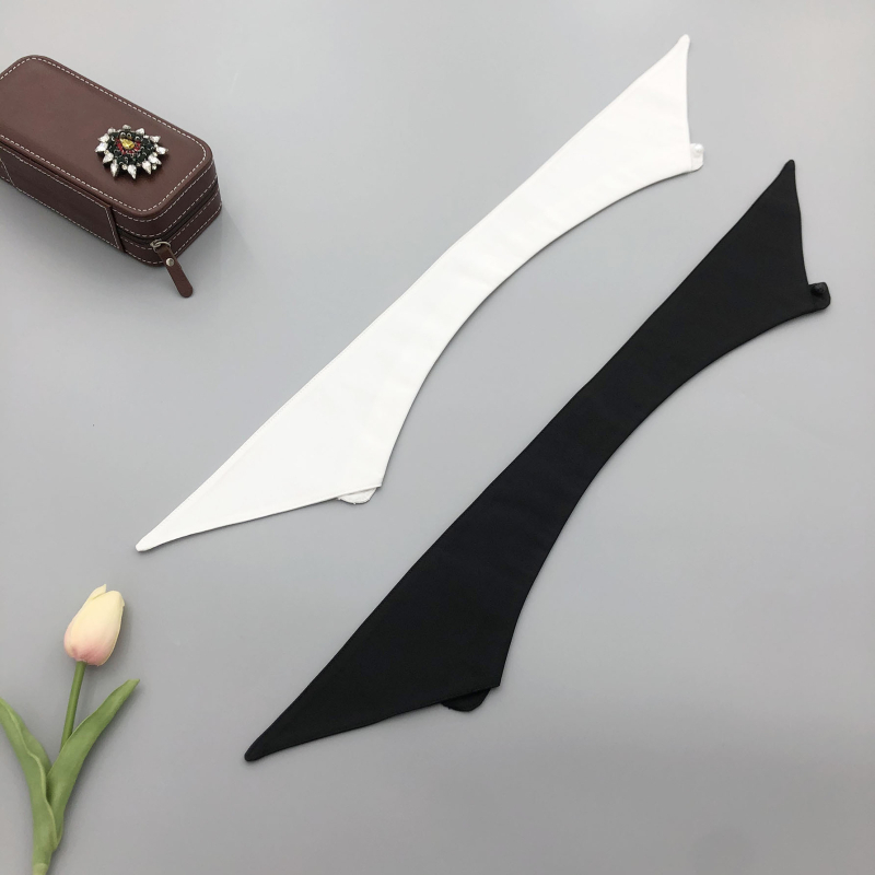 Naujas interneto garsenybių karšto pardavimo vienos apykaklės moteriški drabužiai, visų rungtynių mados tendencija, didelė atsarginė priekinė atvira paprasto stiliaus netikra apykaklė