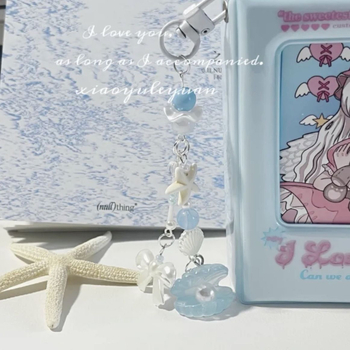 [Μπλε Κοχύλι] Χειροποίητο μπρελόκ με χάντρες σε μπλε φόντο με μπλε μύθο της θάλασσας και μενταγιόν με κάμερα