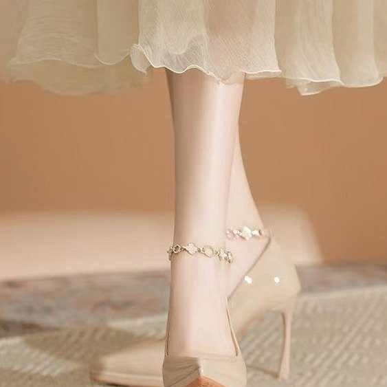 Jednobojne špicaste cipele s visokom petom 2024. Nove cipele s debelim potplatom, stiletto petom i visokom petom, suknja, remenčić, modne ženske cipele