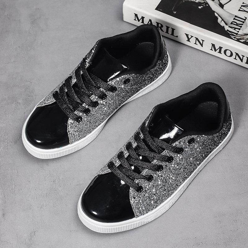 2023 m. tarpvalstybinė sportbačių užsienio prekyba pavasariui ir rudeniui nauji languoti laisvalaikio sportbačiai blizgūs madingi spalvingi moteriški mada