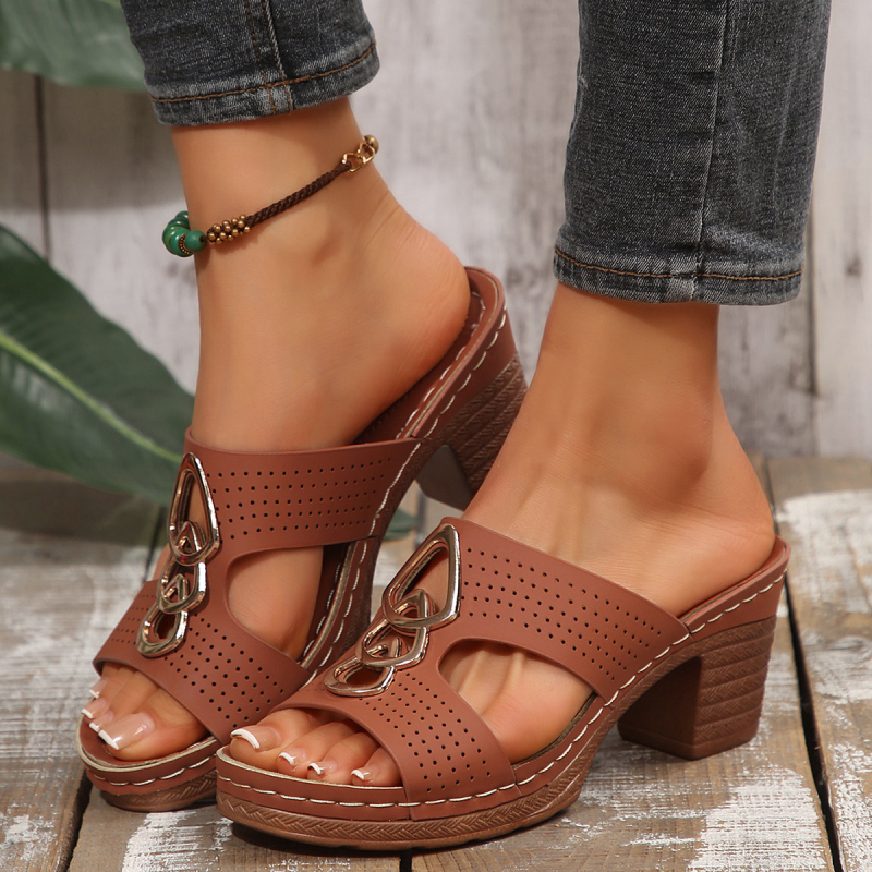 Didmeninė prekyba tarpvalstybiniais, stambaus kulno, atviru nosimi basutės su dirželiais, 2025 m. naujos užsienio prekybos pleištinės platformos moteriškos basutės