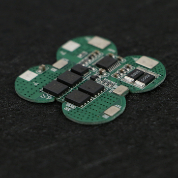 Source goods 18650 aku 4 stringi 14,8 V liitiumaku kaitseplaadiga 15A tasakaalustatud kaitseplaadiga voolutarvikud