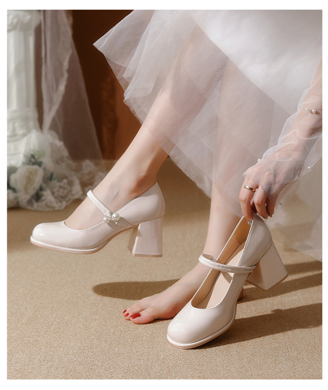 Dámske topánky French Mary Jane Plus Size 4341 s okrúhlou špičkou a vysokým krátkym hrubým podpätkom, malé, univerzálne, jemné, vysoké podpätky