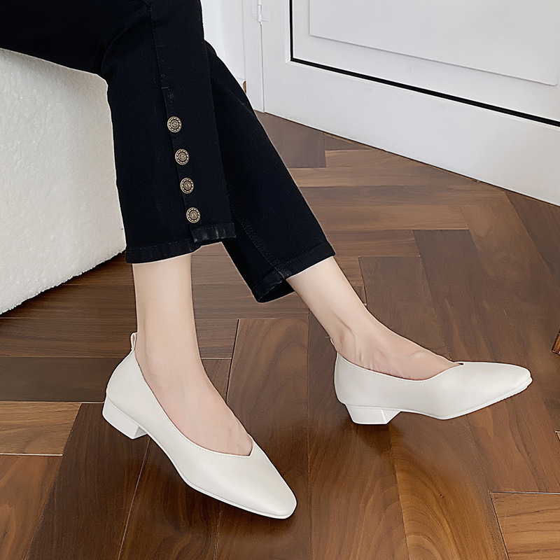 Dámske topánky veľkých rozmerov s hranatou špičkou, dámske jarné a jesenné topánky veľkých rozmerov s mäkkou podrážkou, retro všestranné topánky na nízkom podpätku