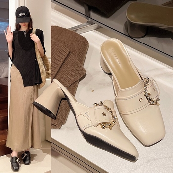 Väliskaubanduse pluss-suuruses sandaalid ja sussid Naiste suvi 2025 Uued suvised paksu kontsaga kandilise kontsaga kingad Pealisrõivad Baotou poolsussid