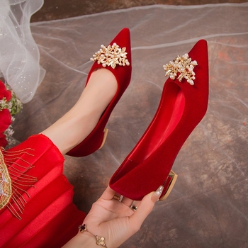 Κόκκινα ψηλοτάκουνα παπούτσια Sixiani, Νυφικά παπούτσια, Νυφικά παπούτσια, Γυναικεία ρούχα Xiuhe κινέζικου στιλ, Νυφικά παπούτσια, Εξειδικευμένα, Υψηλής ποιότητας, Μη Κουραστικά Πόδια