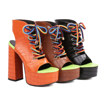 Σανδάλια με ψηλό τακούνι, ευρωπαϊκά και αμερικανικά σανδάλια με σχέδιο ψαριού και πλατφόρμα νερού, ρετρό ρωμαϊκά σανδάλια με ψηλοτάκουνα, 2023