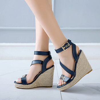 Sandale cu toc plat cu cataramă pentru comerț exterior transfrontalier, mărimi mari, modă de vară 20, cu sandale cu vârful deschis, mărime mare 40-46