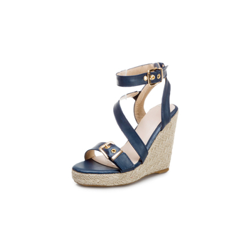 Sandale cu toc plat cu cataramă pentru comerț exterior transfrontalier, mărimi mari, modă de vară 20, cu sandale cu vârful deschis, mărime mare 40-46