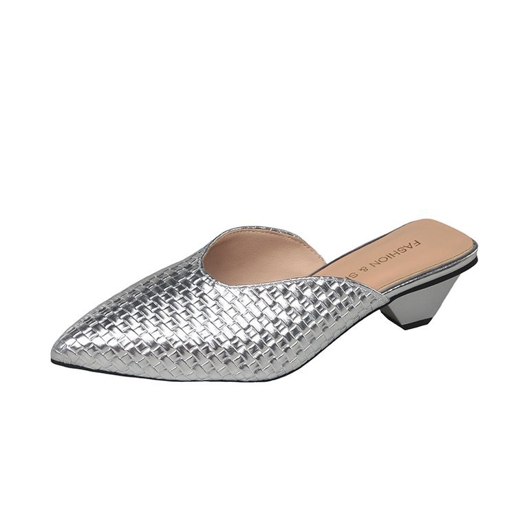 Aukštakulniai „Baotou“ šlepetės moterims, 2025 m. pavasario ir vasaros, naujos, akmeninio rašto, vienspalvės, moteriškos šlepetės smailiu, storu kulnu ir vidutinio kulno.