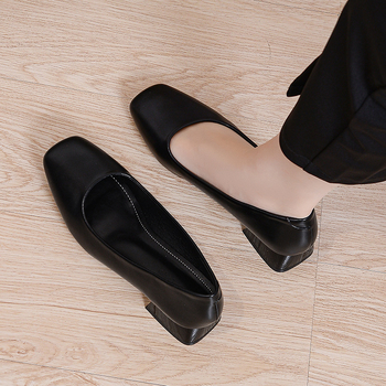 Stjuardessi kingad, mustad naiste pehme tallaga mugavad töökingad, kandilise peaga, paksu kontsaga, pikad jalad, väsinud pangaintervjuu kingad, professionaalsed kingad