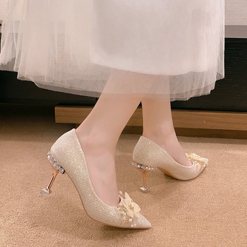 Άνοιξη 2024 Νέα μυτερά ψηλοτάκουνα γυναικεία παπούτσια στιλέτο για νύφες Γυναικεία παπούτσια μόδας για γάμους