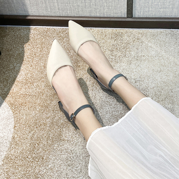 Σανδάλια μόδας Baotou για γυναίκες 2024 Νέα άνοιξη και φθινόπωρο Ευέλικτα παπούτσια με μεσαίο τακούνι, χοντρό τακούνι, μονό τακούνι, μυτερά δάχτυλα, κοίλο σχέδιο