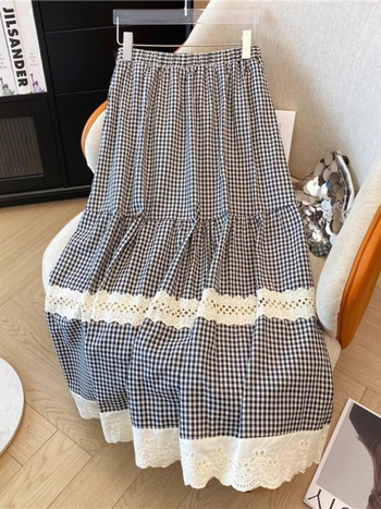 Korejski stil retro crno-bijele karirane suknje za žene, proljetni dizajn, osjećaj šuplje čipke, Gouhua šivanje, velika suknja A-kroja