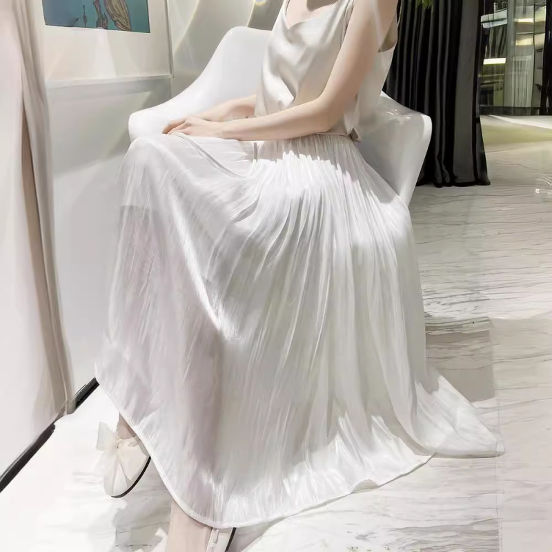 Jarná a letná 2024 Nová jemná stuha, medená amoniaková hodvábna sukňa, dámska skladaná sukňa s vysokým pásom, dlhá sukňa s rozprávkovou módou