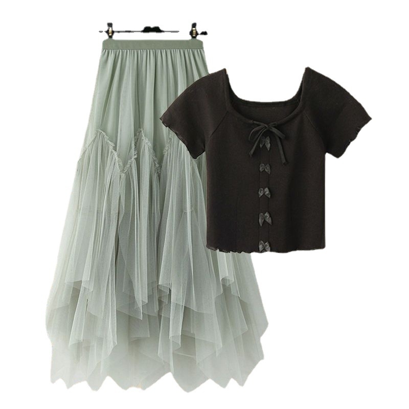 Modni ženski ljetni komplet za 2025. godinu, novi, za smanjenje dobi, majica kratkih rukava, visoki struk, mrežasta suknja od dva dijela, trendi set