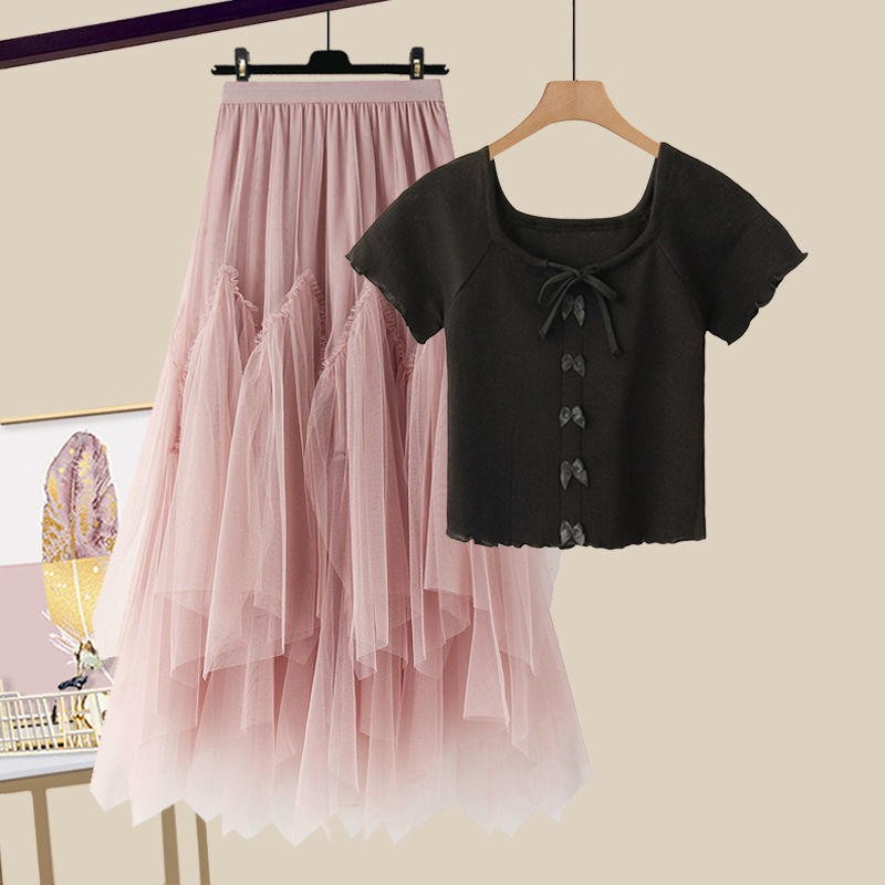 Modni ženski ljetni komplet za 2025. godinu, novi, za smanjenje dobi, majica kratkih rukava, visoki struk, mrežasta suknja od dva dijela, trendi set