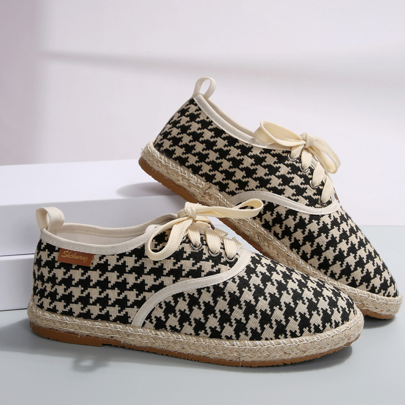 Pantofi de pânză transfrontalieri pentru femei 2024 pantofi noi leneși cu o singură pedală comerț exterior pantofi casual pentru femei de mărime plus en-gros