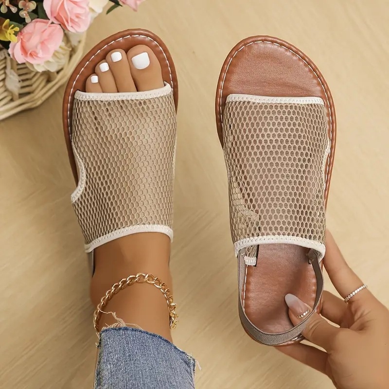Europske i američke jednobojne mrežaste sandale za žene većih veličina, nove ljetne prozračne mrežaste ravne sandale iz 2024., proizvođači veleprodaje