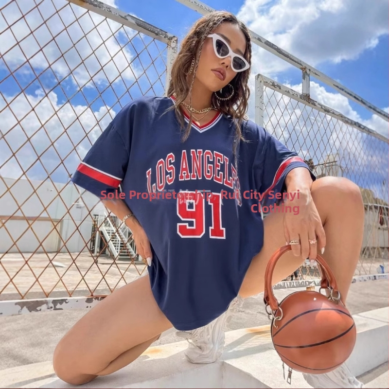 Dámske voľné tričko s potlačou európskych a amerických športov Los Angeles s pruhovaným lemom a výstrihom do V