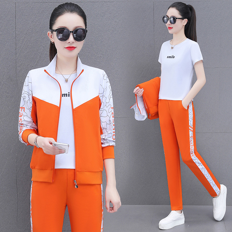 Žensko sportsko odijelo za proljeće i jesen 2023., novi modni ležerni zapadnjački stil, tanki set od tri dijela za trčanje, jednostavan