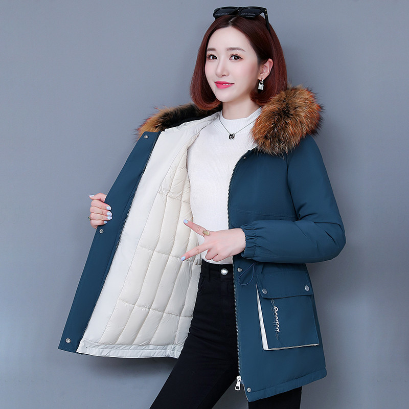 Naiste parka talvine puuvillase polstriga mantel, uus, keskmise pikkusega, õhuke, salendav puuvillase polstriga mantel, kapuutsiga, suure karusnahast kraega, populaarne puuvillase polstriga jakk