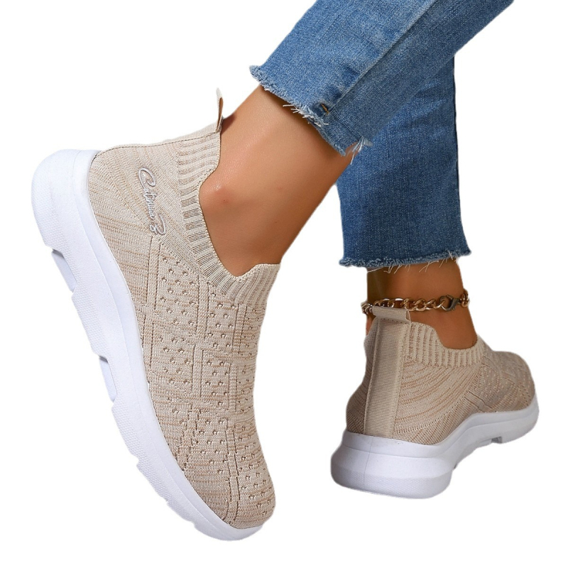 Jesen 2024. nove vanjske trgovine prekogranične plus size casual cipele ženske lagane prozračne modne Joker ženske cipele veleprodaja