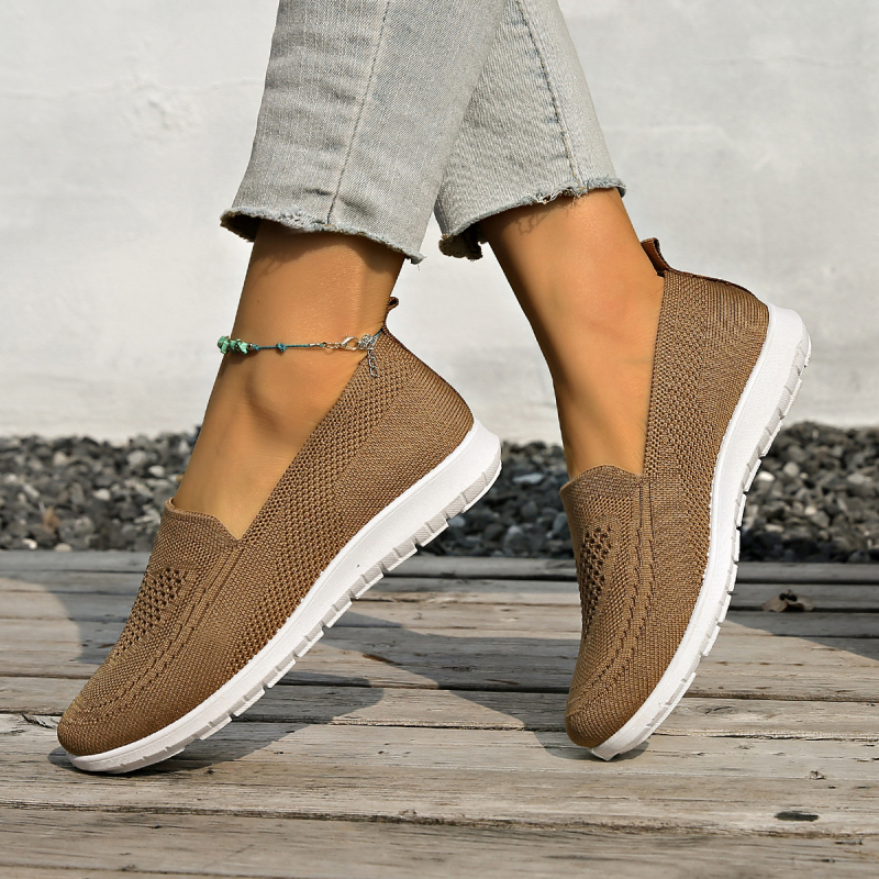 Pantofi de pânză Old Beijing pentru femei, mărime plus, pantofi transfrontalieri, pantofi de primăvară respirabili pentru femei, pantofi casual pentru femei, comerț exterior, pantofi pentru femei, autocolante TEMU Generation