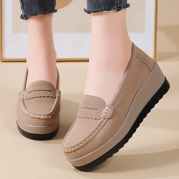 2025 Nové jarné jednoduché topánky Dámske módne hrubé podrážkové topánky pre matky Dámske ľahké pohodlné ležérne dámske topánky 35-41