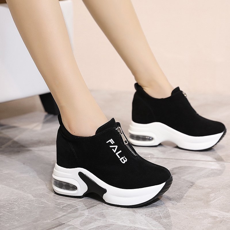 Ženske cipele Four Seasons Inner Height, vanjske trgovine, dugotrajne korejske tenisice visoke debljine, ženske ležerne tenisice za trčanje, jednoslojne cipele