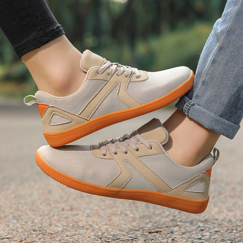 Plačiais galais batai, skirti tarpvalstybiniams basiems batams, laisvalaikio sportui, lauko dviračių sportui, kvėpuojantys, neslystantys, užsienio prekybos, plačiagalviai, žygio, laisvalaikio batai