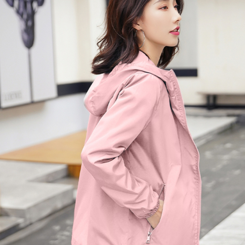 Dámsky krátky kabát pre páry z roku 2024, jar a jeseň, nová voľná bunda v kórejskom štýle s opaľovacím krémom, študentská bunda s kapucňou